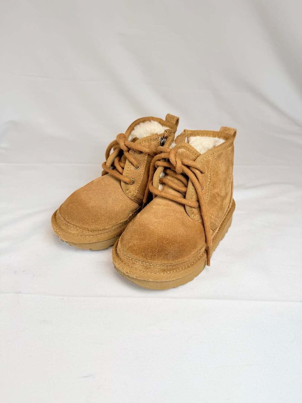 UGG Kids Neumel II Chestnut Suede Side Zip Chukka Boots Size 8 Toddler